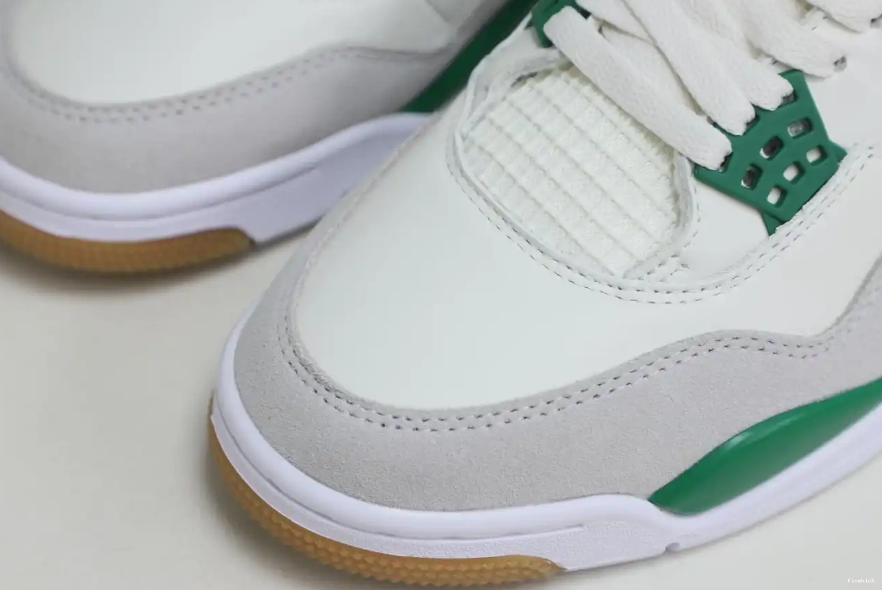 RETRO SB 4 NIKE JORDAN 'PINE AIR X GREEN' 0504